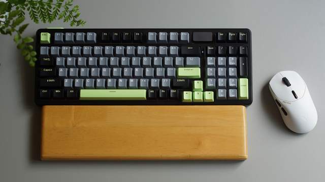 700 DIY-98键盘不后悔开元棋牌这么劲、那么美选雷柏V(图4)